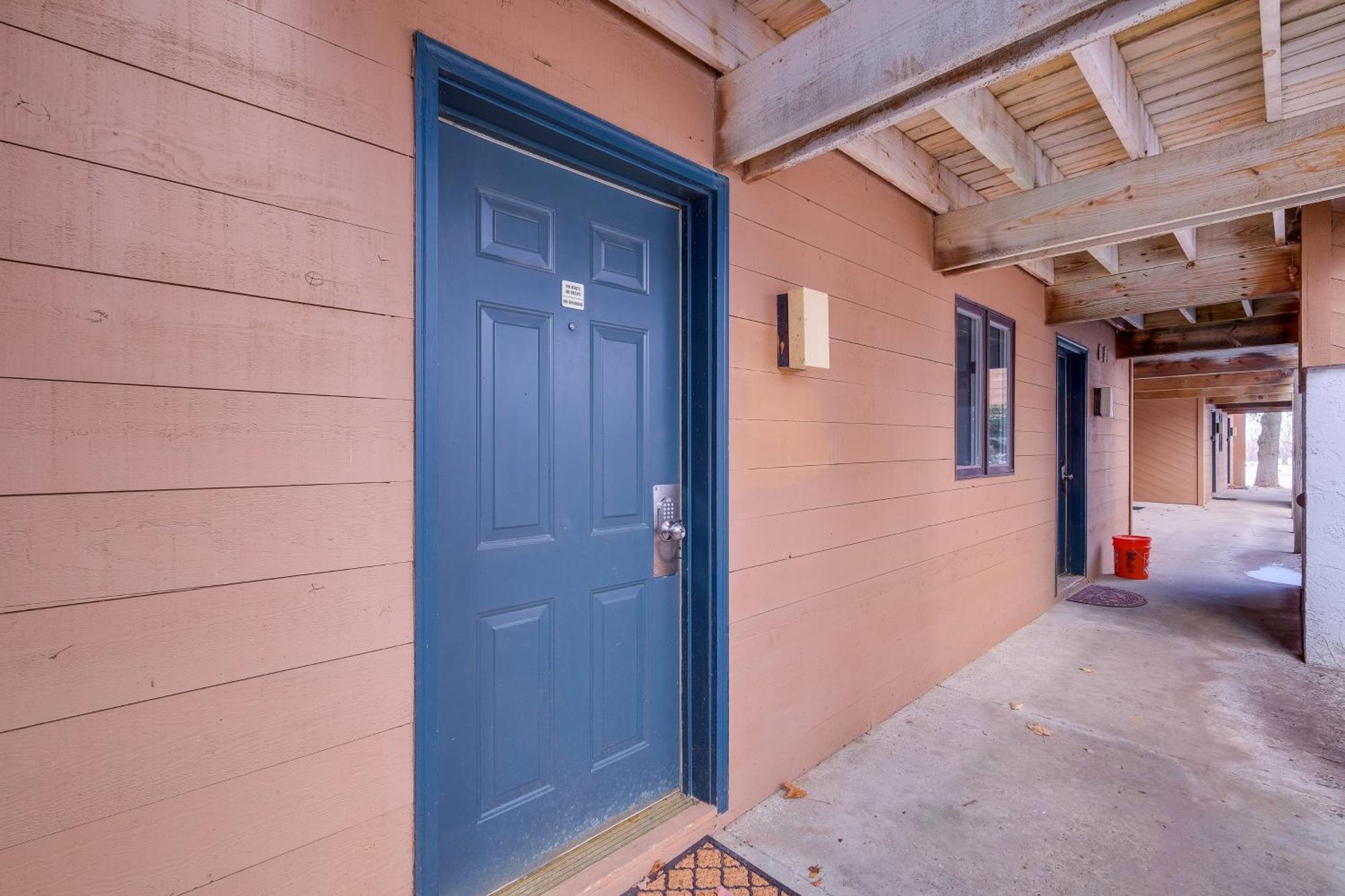 Bellaire Condo - Walk To Shanty Creek Resort! Bagian luar foto